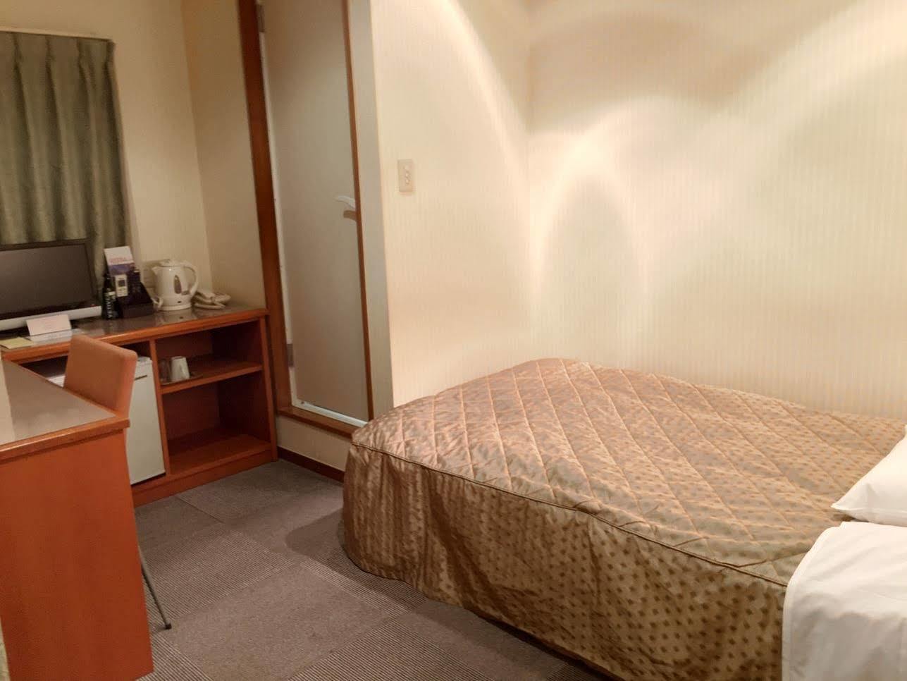 Outlet Hotel Uenoekimae Tokio Exterior foto